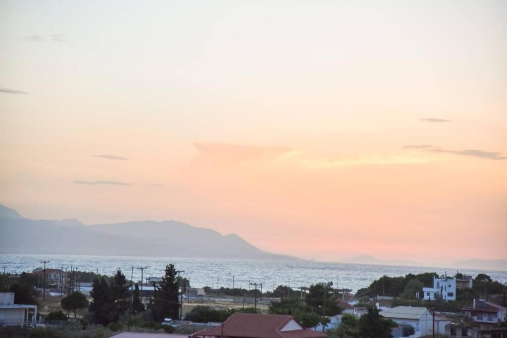 Hospitality In Mythical And Historical Peloponnese1 Apartment Posidhonia  Bagian luar foto