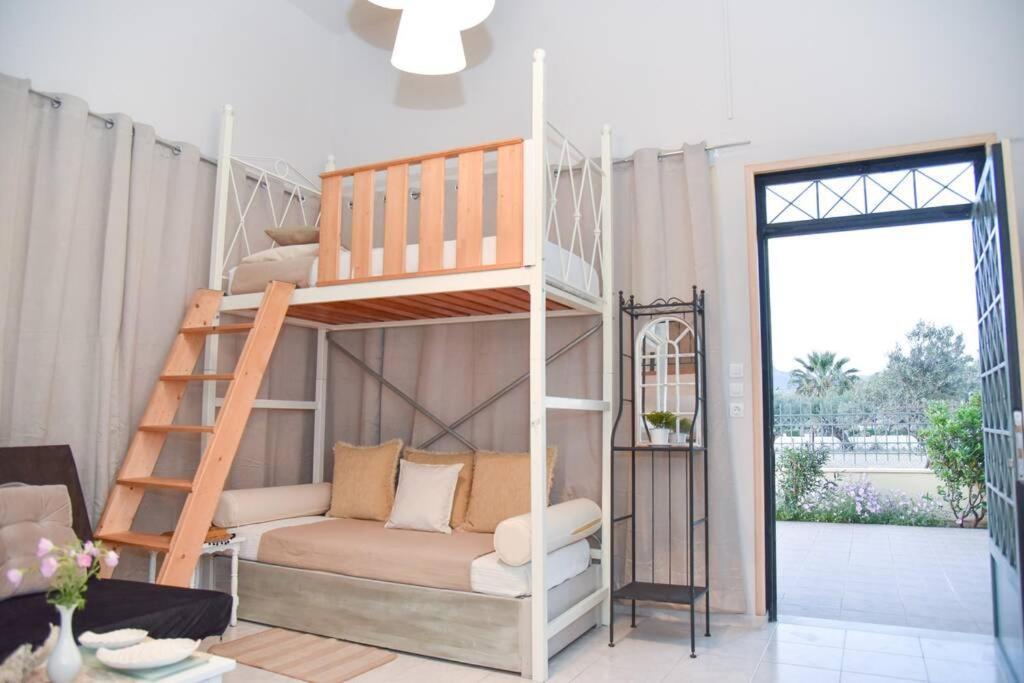 Hospitality In Mythical And Historical Peloponnese1 Apartment Posidhonia  Bagian luar foto