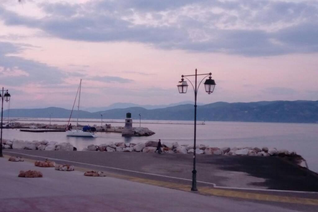 Hospitality In Mythical And Historical Peloponnese1 Apartment Posidhonia  Bagian luar foto